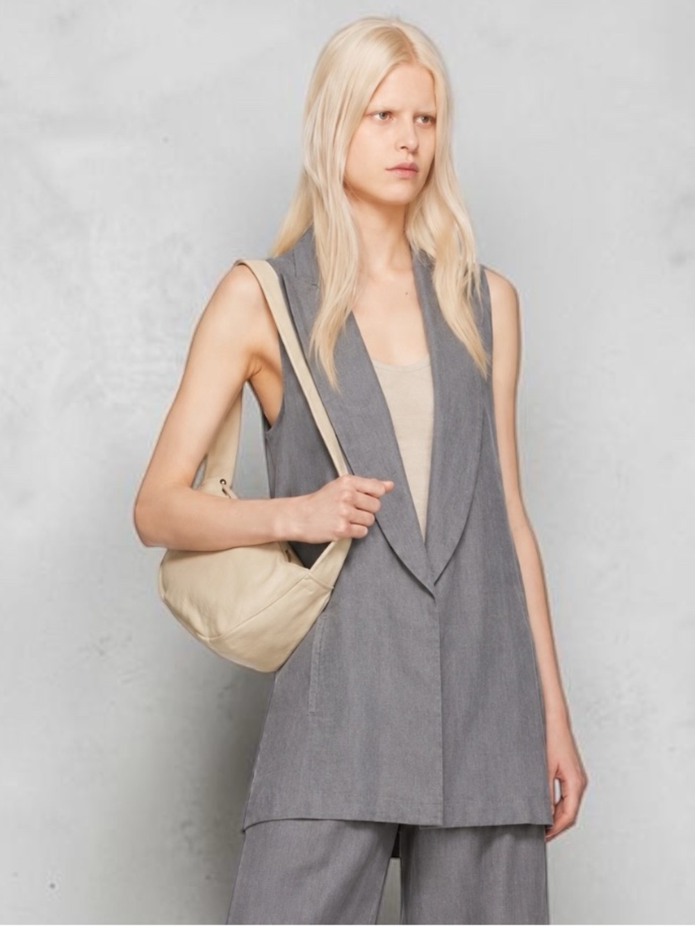 St. Tropez West 100% Linen Long Open Vest - Medium